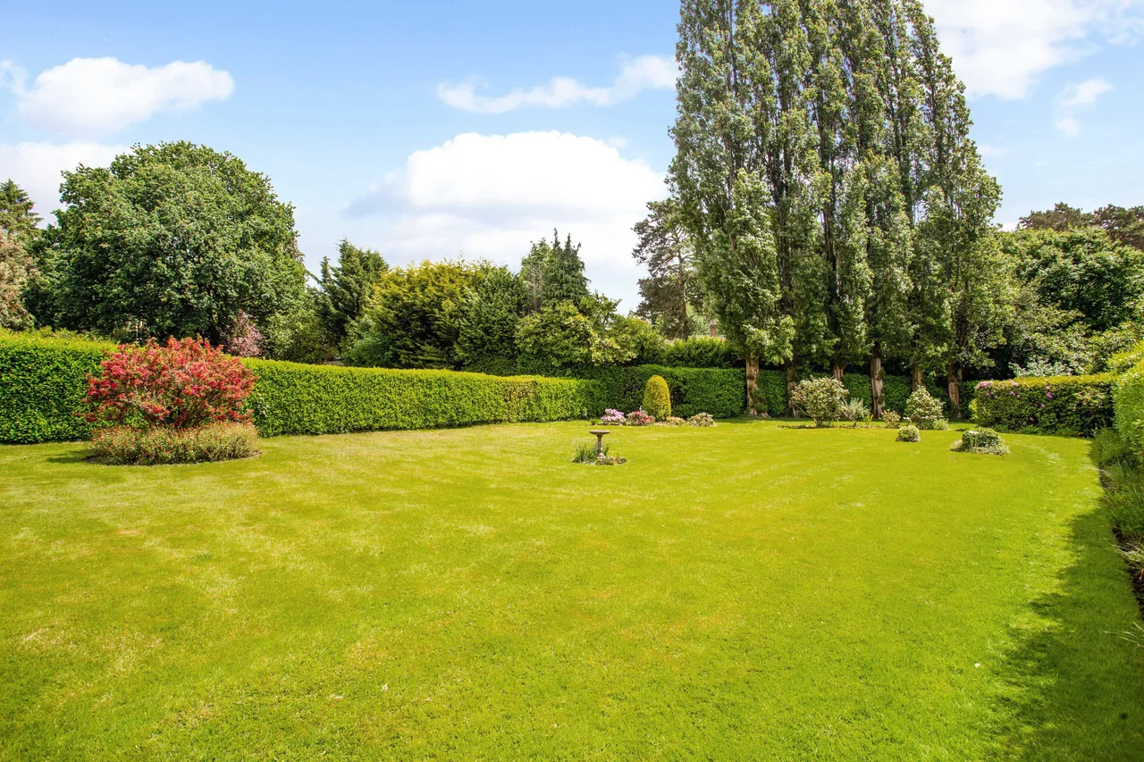 Heath Rise, VIRGINIA WATER, GU25, photo 2