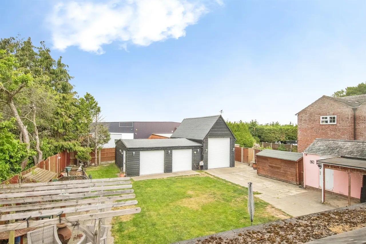 Ipswich Road, Colchester, CO4, photo 17