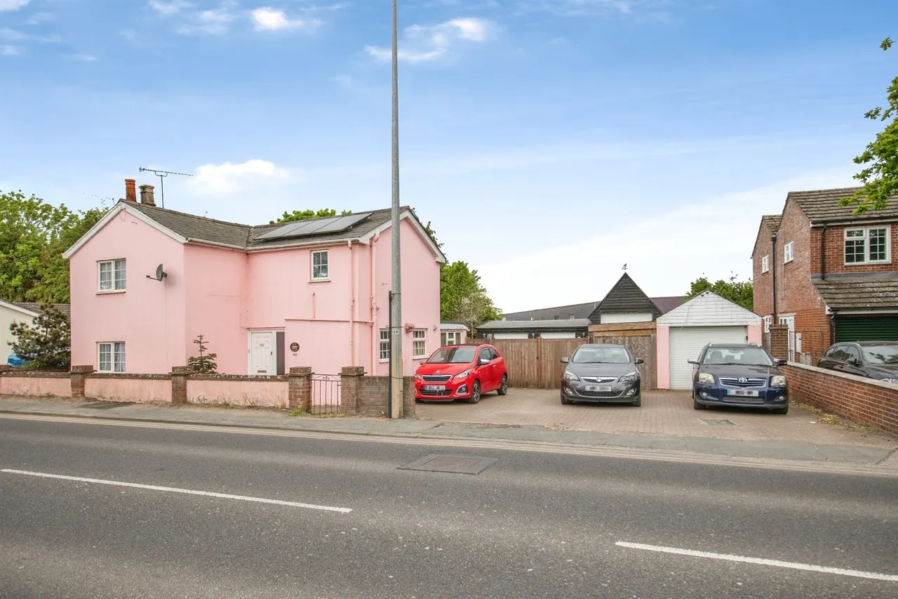 Ipswich Road, Colchester, CO4, photo 22