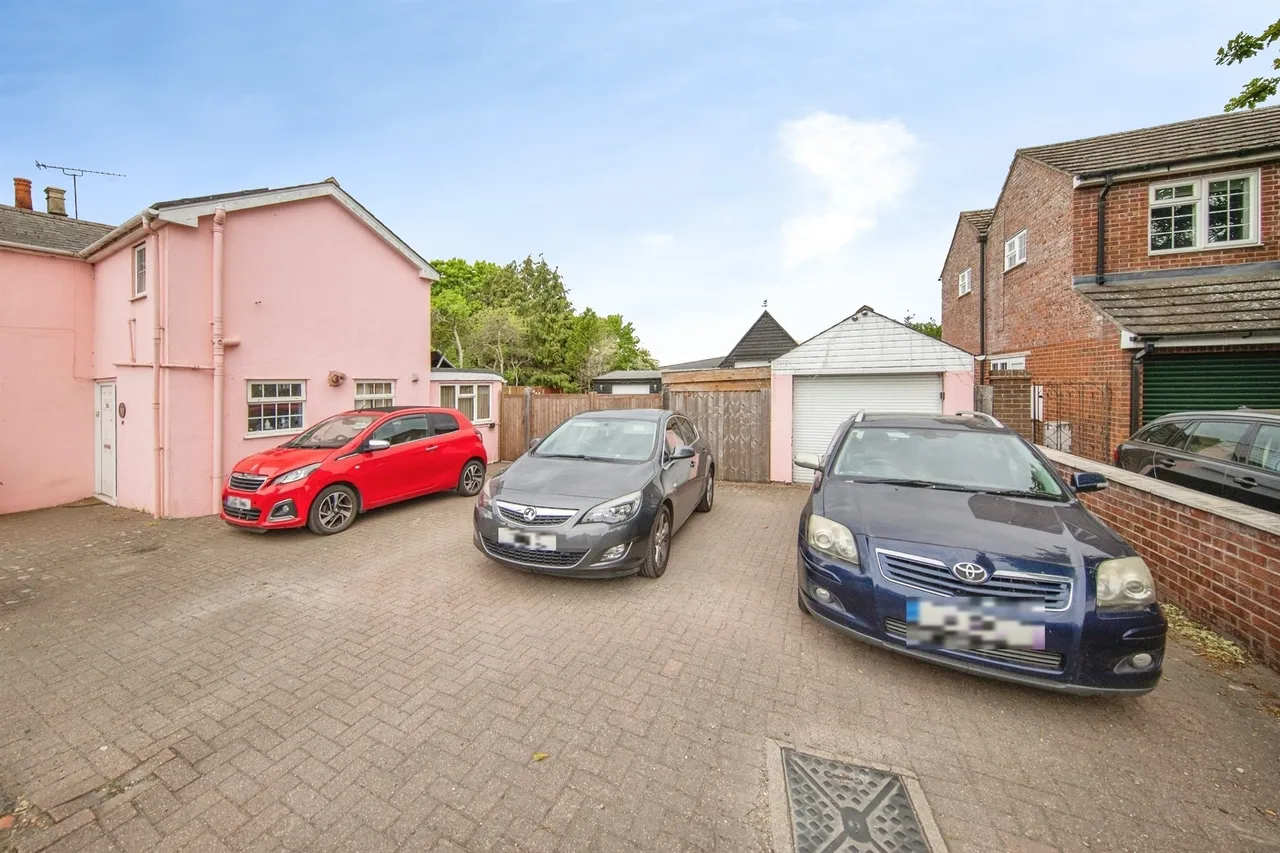 Ipswich Road, Colchester, CO4, photo 21