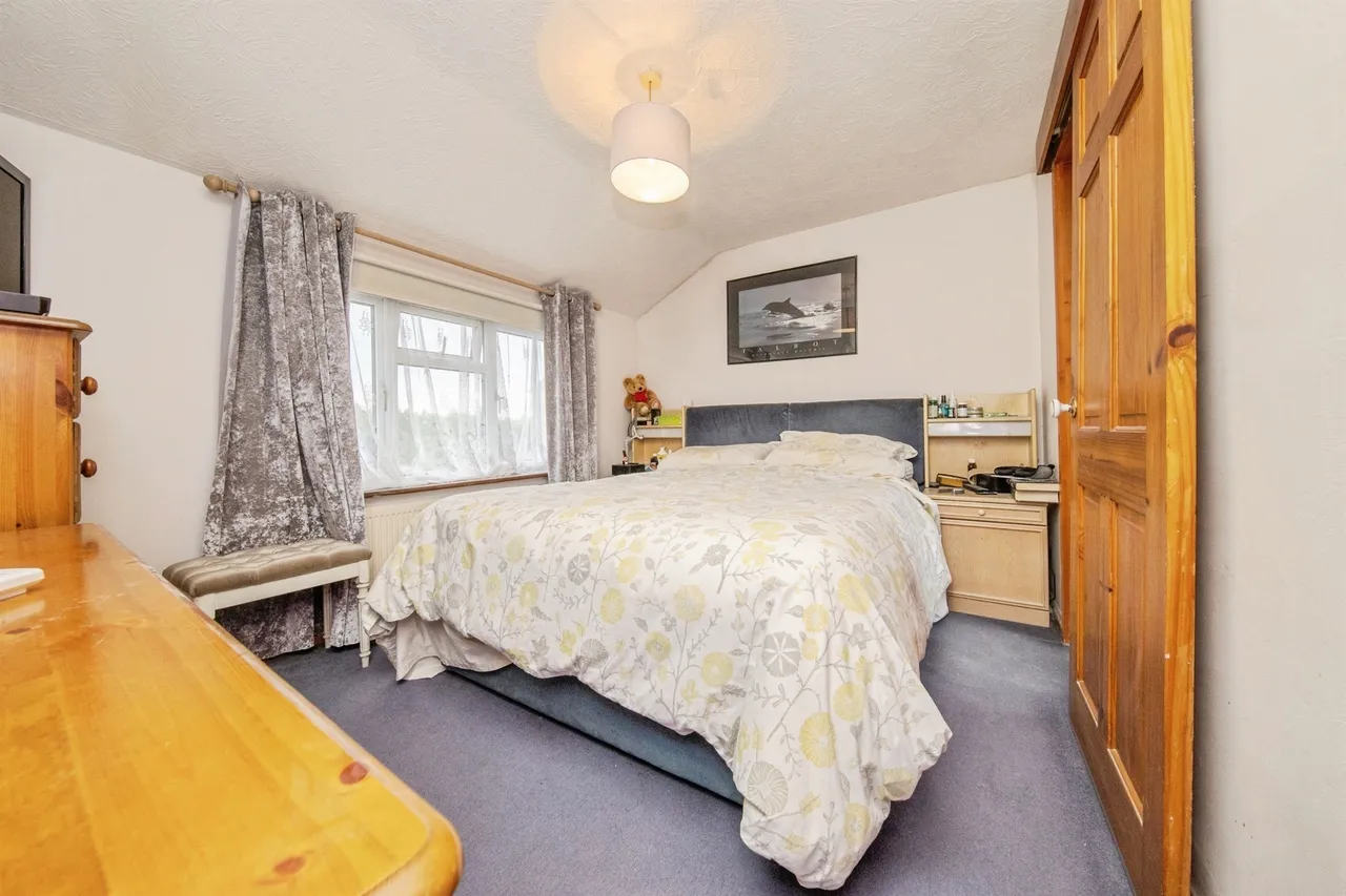 Ipswich Road, Colchester, CO4, photo 11