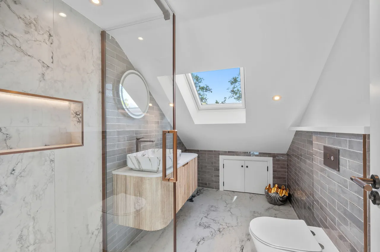 Dundonald Road, London, SW19, photo 11