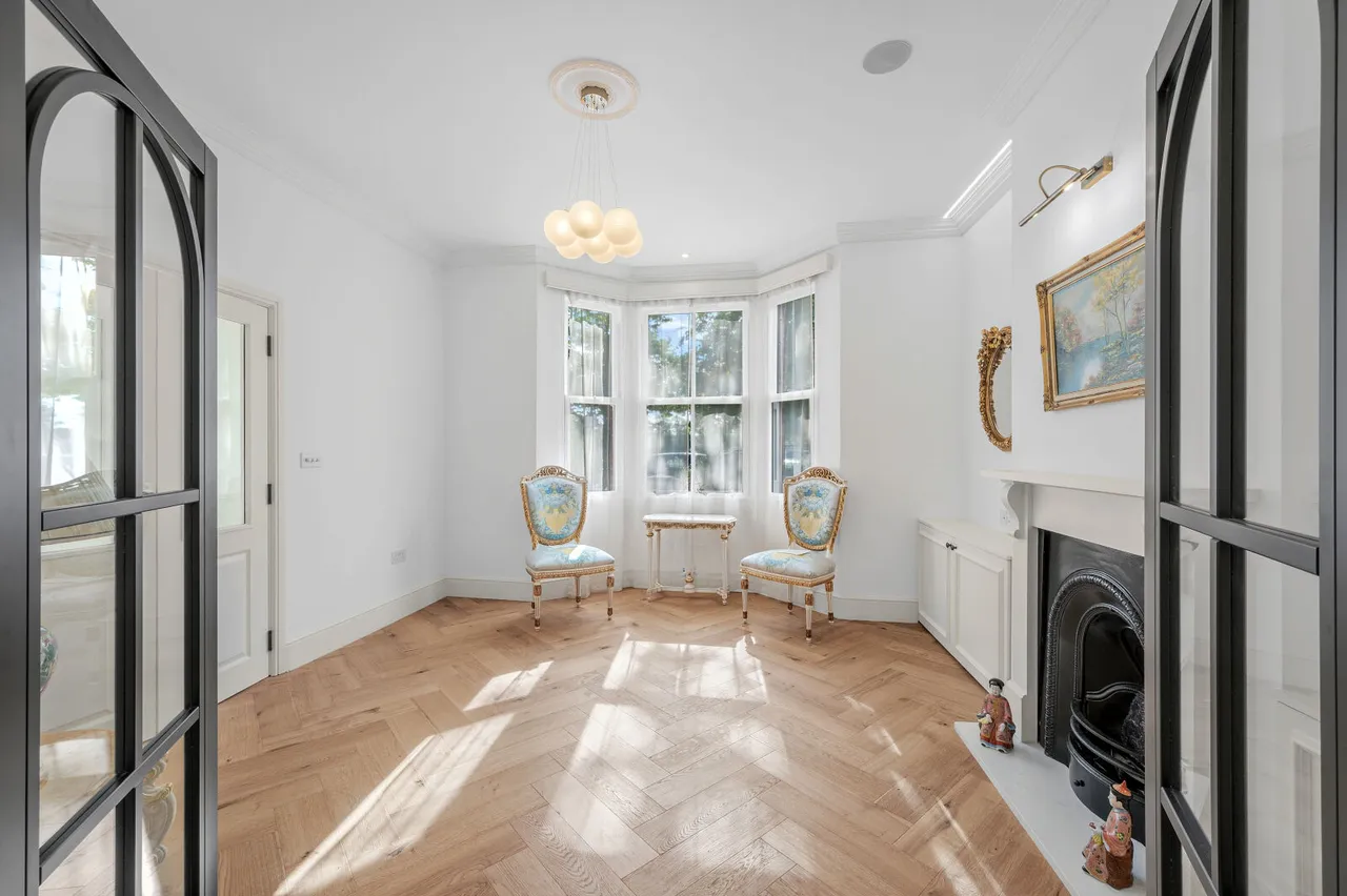Dundonald Road, London, SW19, photo 24
