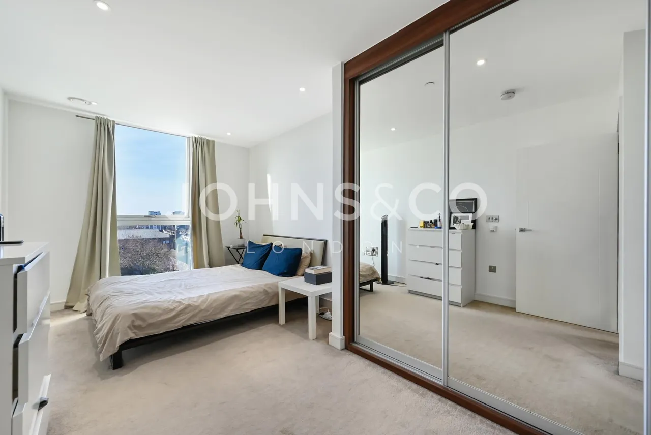 Pinto Tower, Nine Elms Point, SW8, photo 5