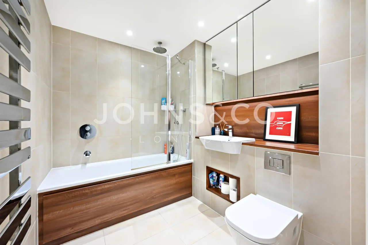 Pinto Tower, Nine Elms Point, SW8, photo 4