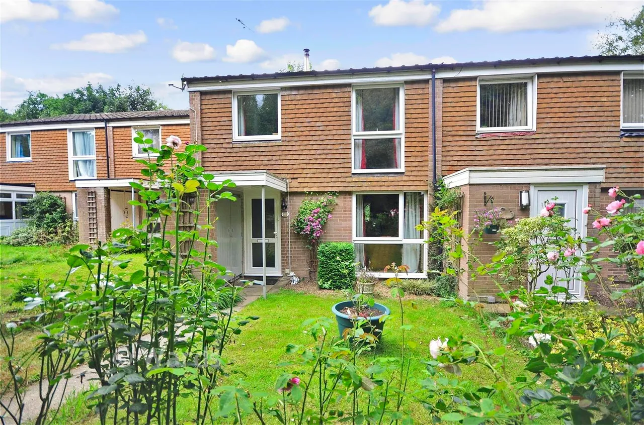 3 bed house for sale, Croftside, Vigo Village, DA13
