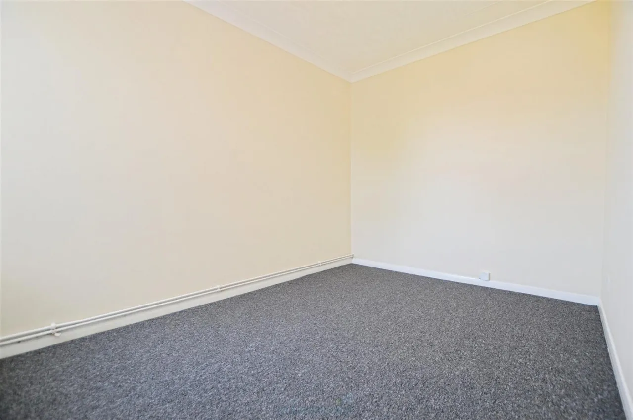 Napier Road, Gillingham, photo 8