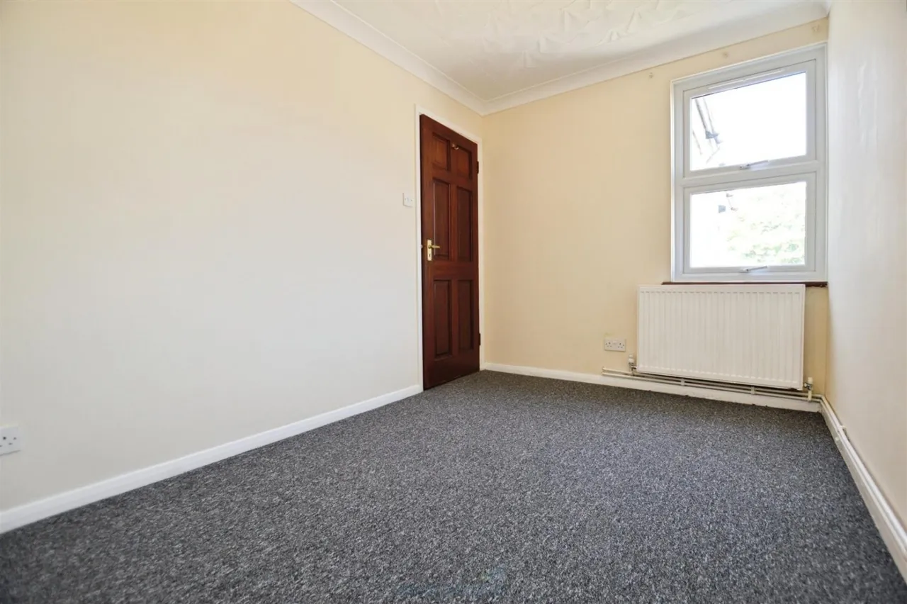Napier Road, Gillingham, photo 7