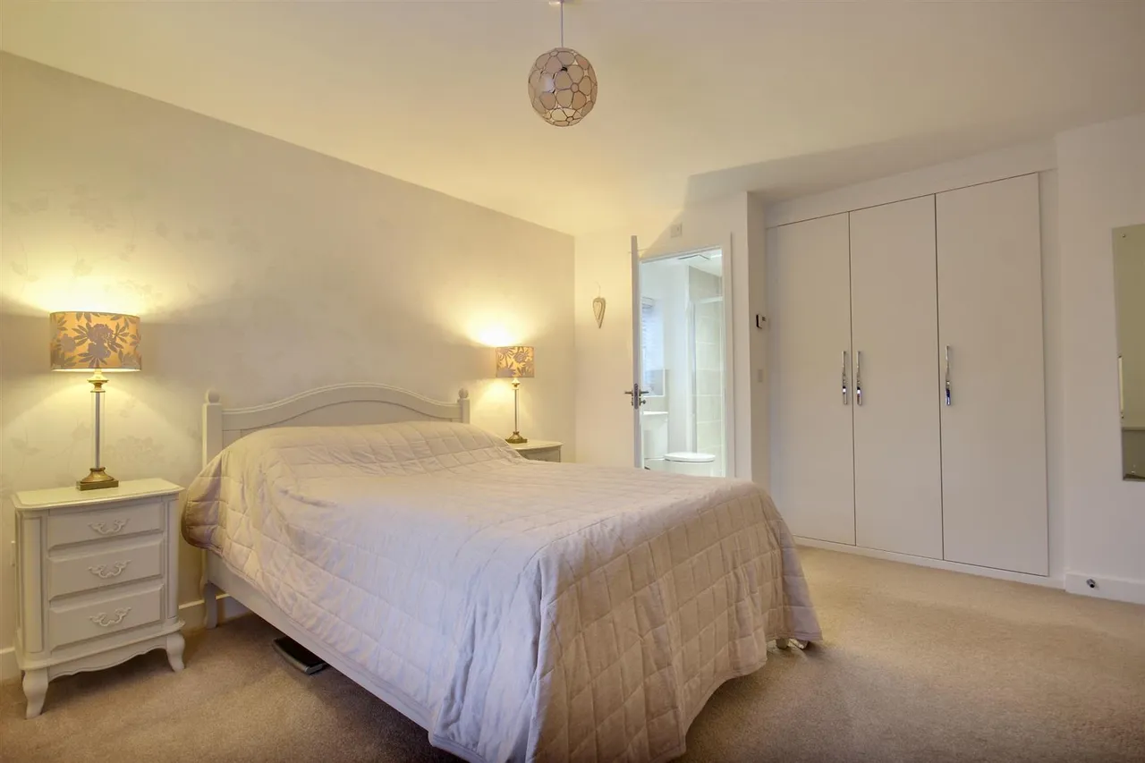 Lawrance Avenue, Anlaby, Hull, photo 7