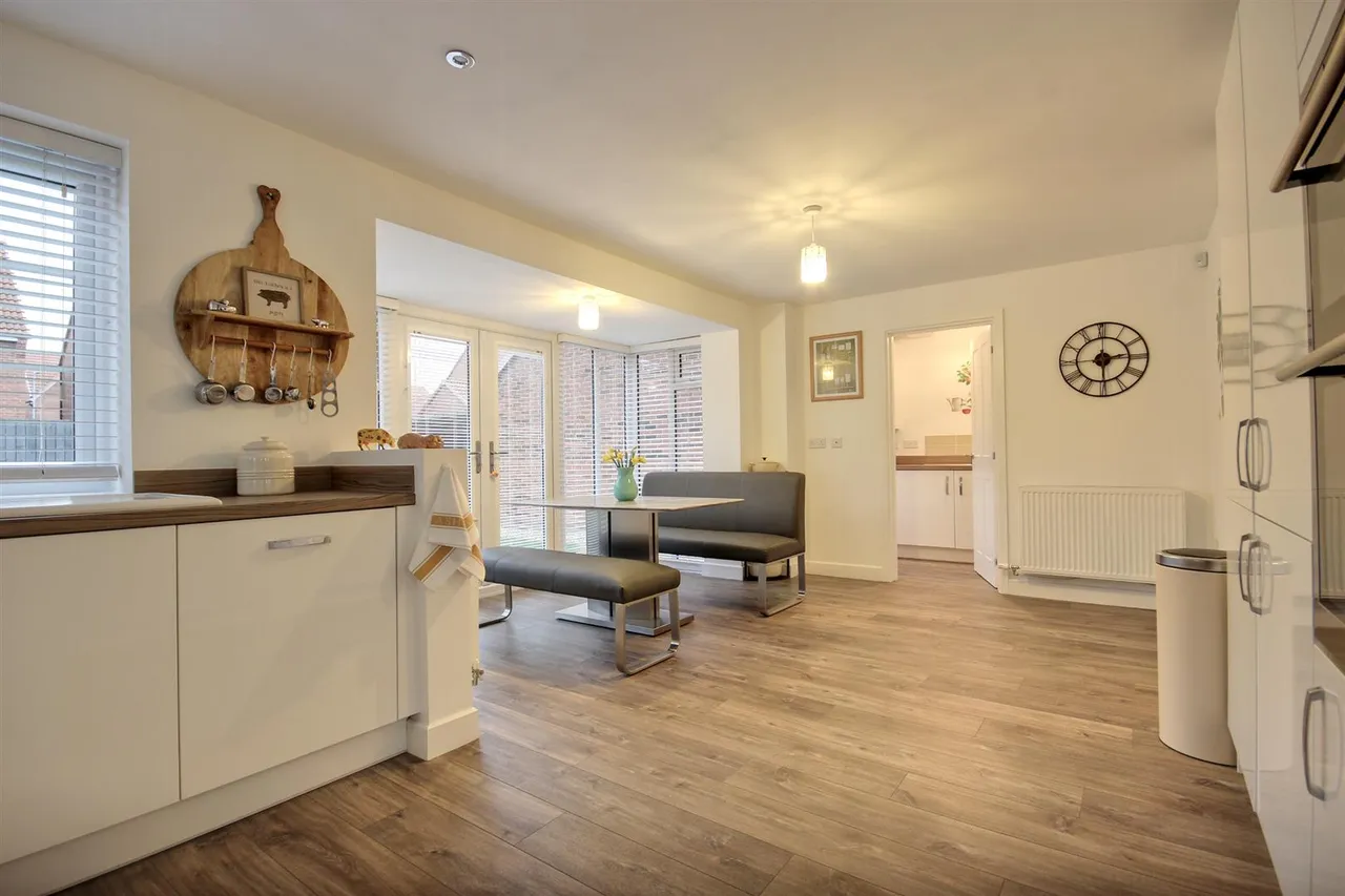Lawrance Avenue, Anlaby, Hull, photo 4