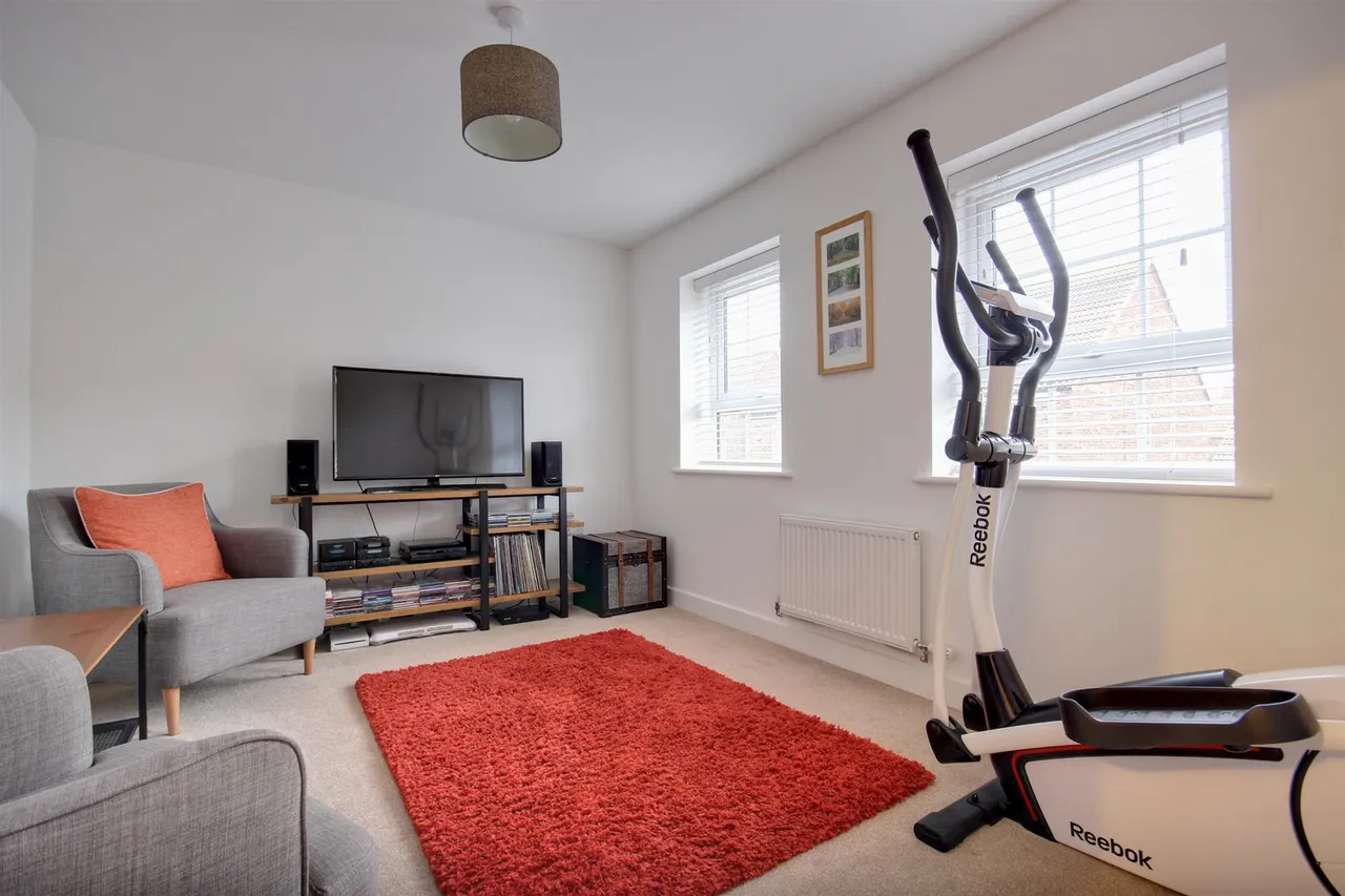 Lawrance Avenue, Anlaby, Hull, photo 16