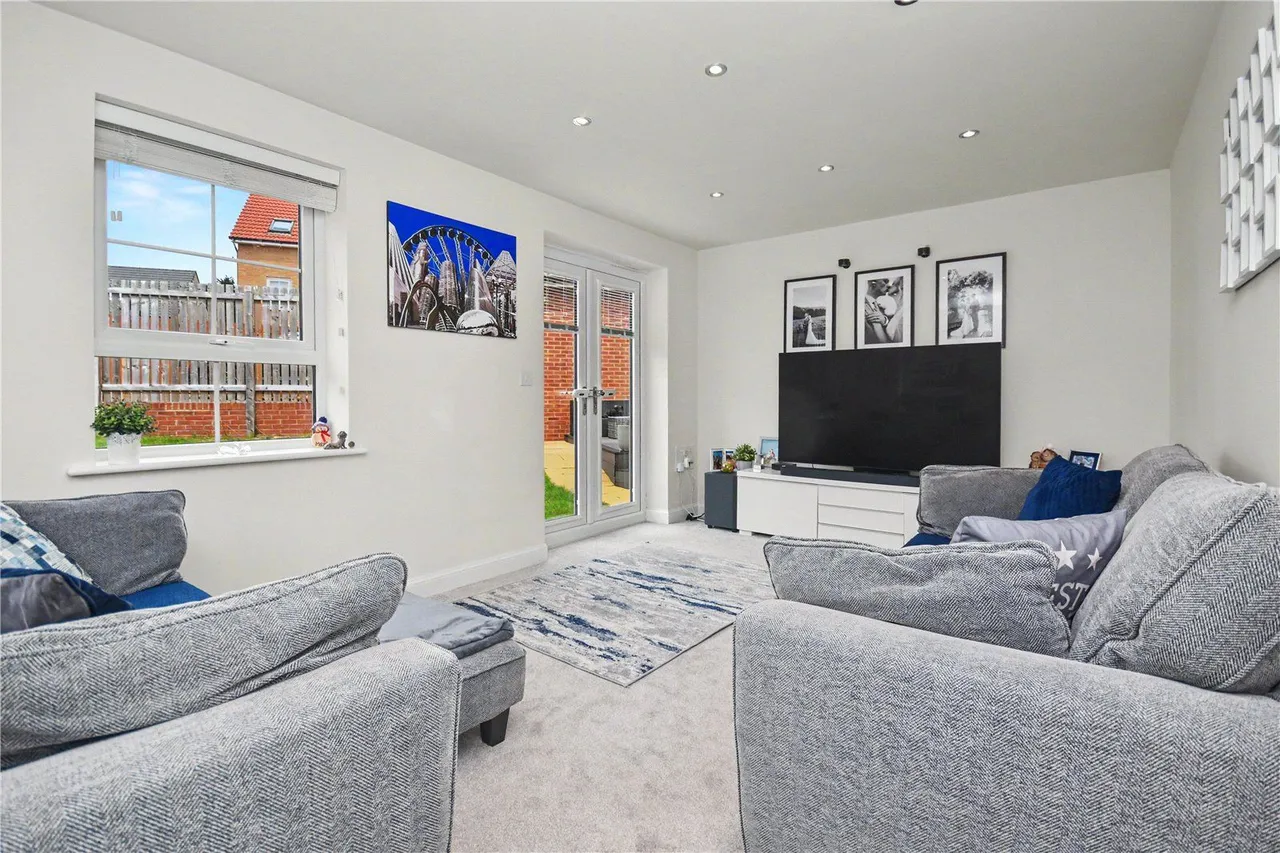 Davy Avenue, Micklefield, LS25, photo 4