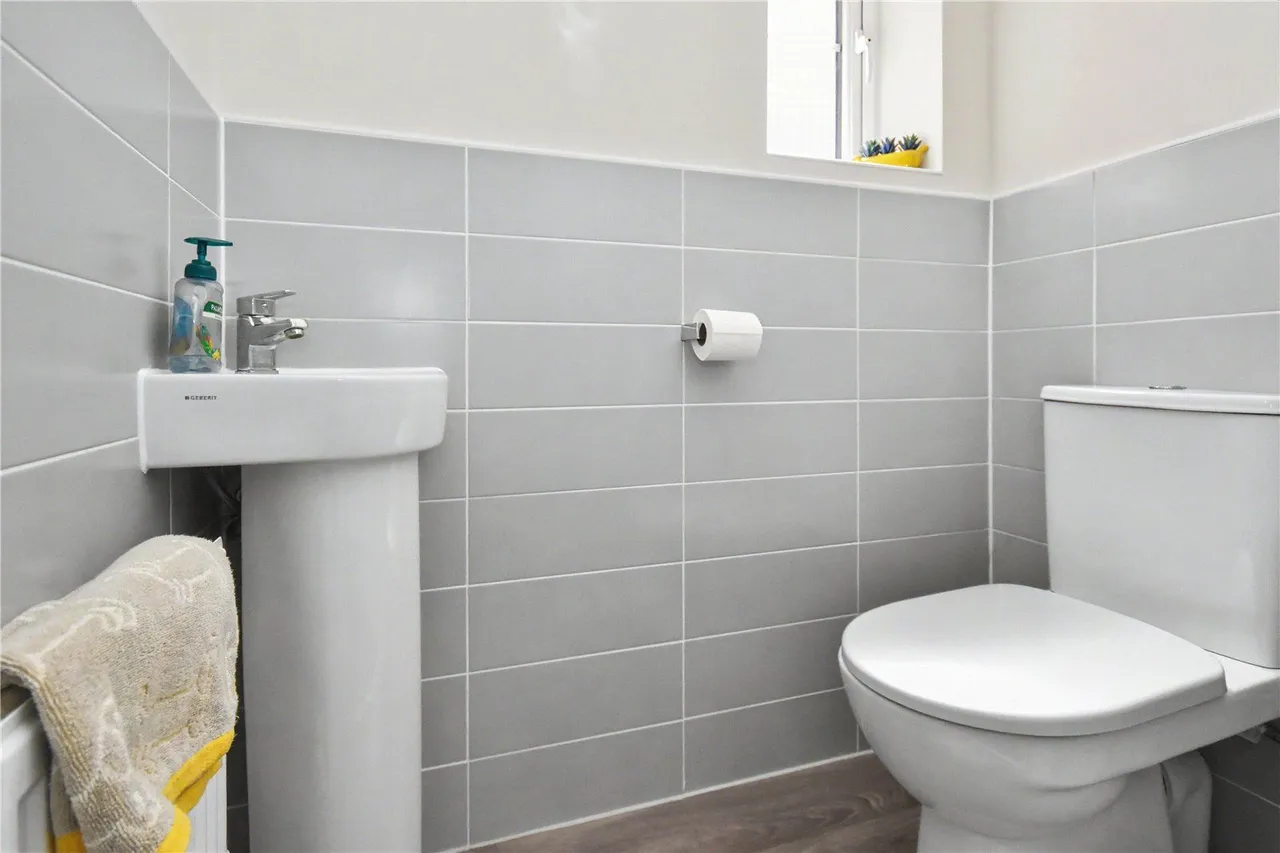 Davy Avenue, Micklefield, LS25, photo 5