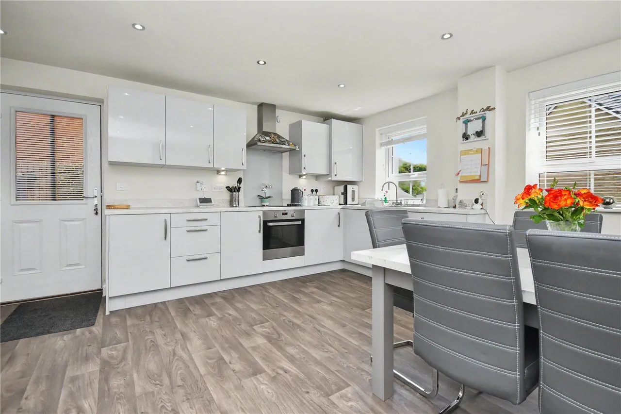 Davy Avenue, Micklefield, LS25, photo 2