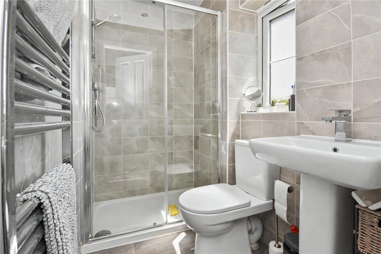 Davy Avenue, Micklefield, LS25, photo 15