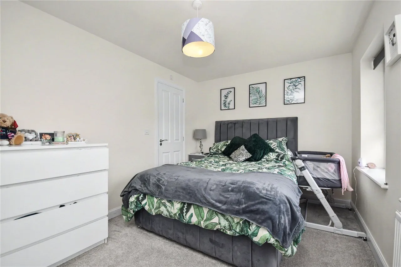 Davy Avenue, Micklefield, LS25, photo 12