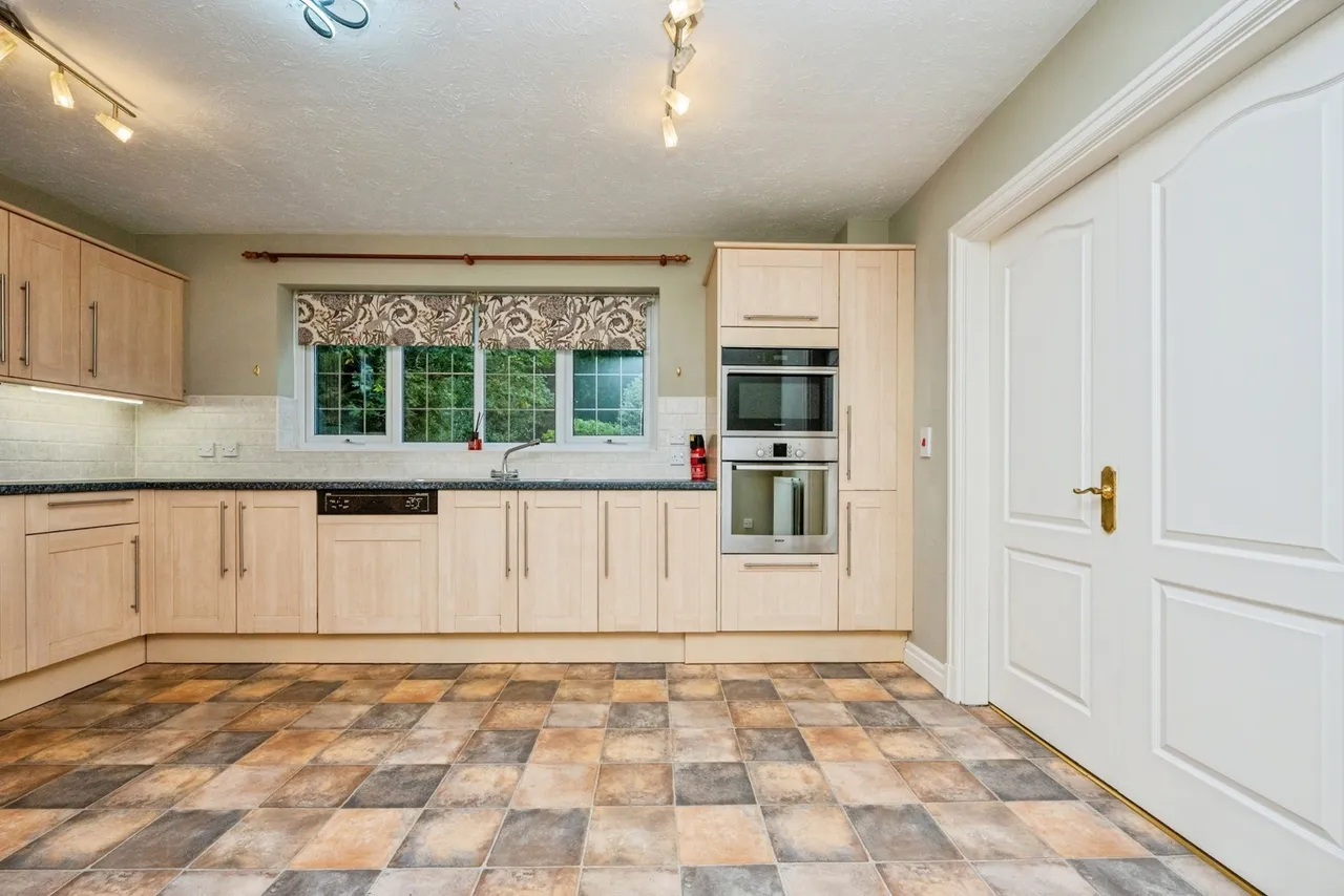 Purshall Close, Redditch, B97, photo 13