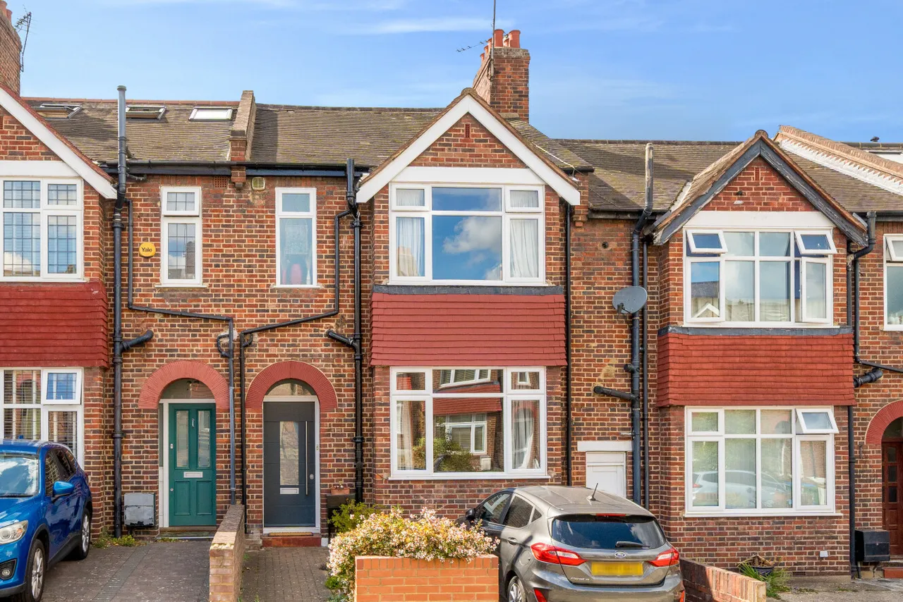 3 bed house for sale — Mayhill Road, Charlton, London, SE7
