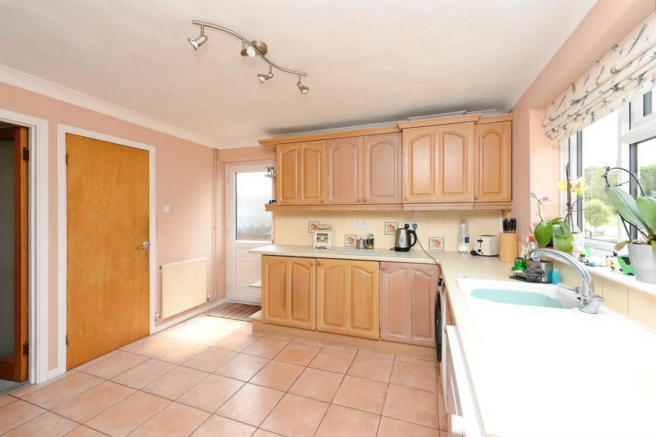 Downham Road, Runcton Holme, KING'S LYNN, photo 7