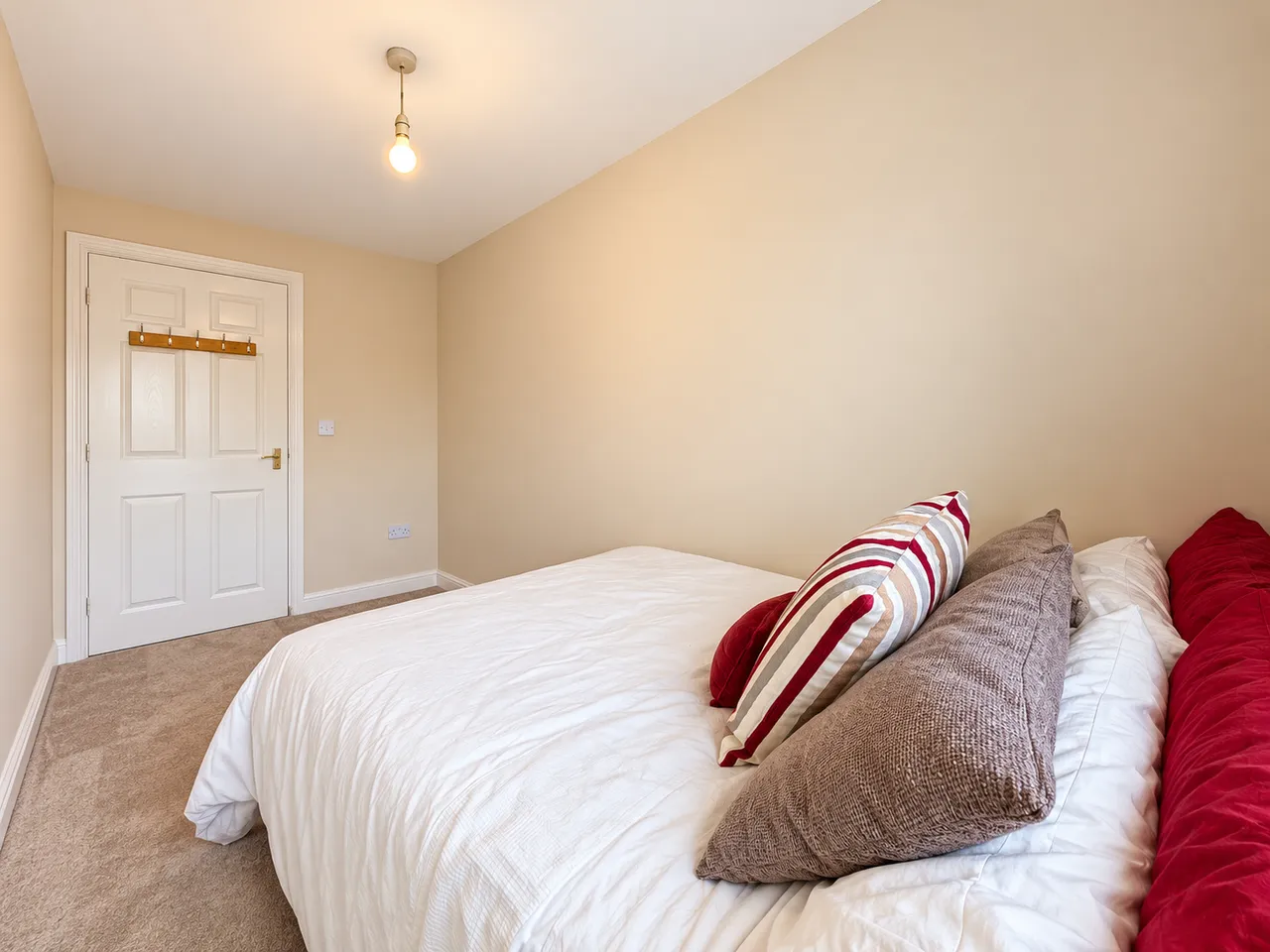 Cromwell Avenue, Reddish, SK5, photo 12