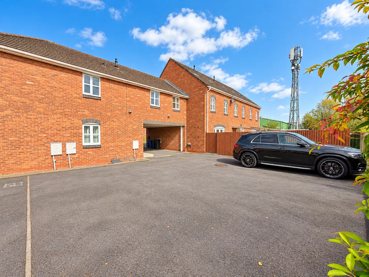 Cromwell Avenue, Reddish, SK5, photo 15