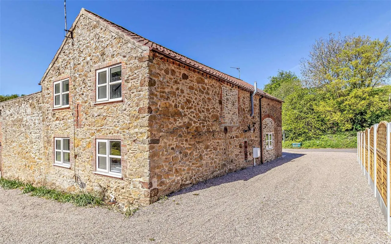 Spring Mill, 40 Caistor Lane, Tealby, Market Rasen, LN8 3XN, photo 4