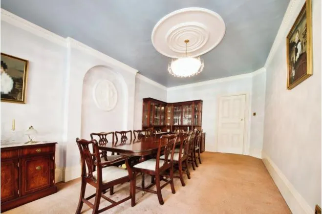 Fox Lane, London, photo 12