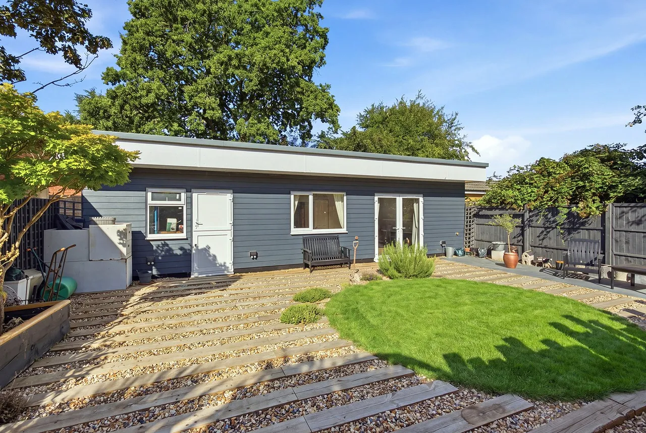 Thorney Lane South, Iver, SL0, photo 32