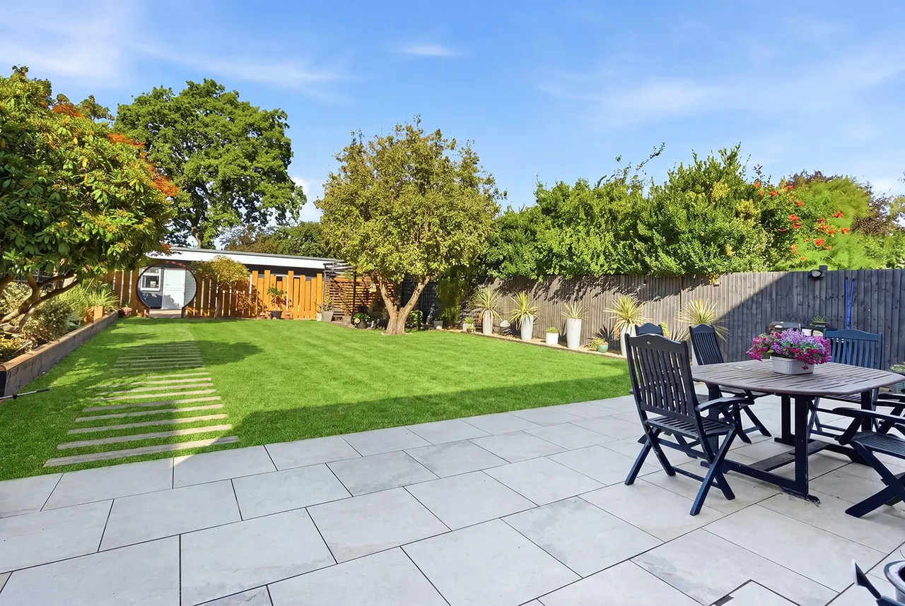 Thorney Lane South, Iver, SL0, photo 30