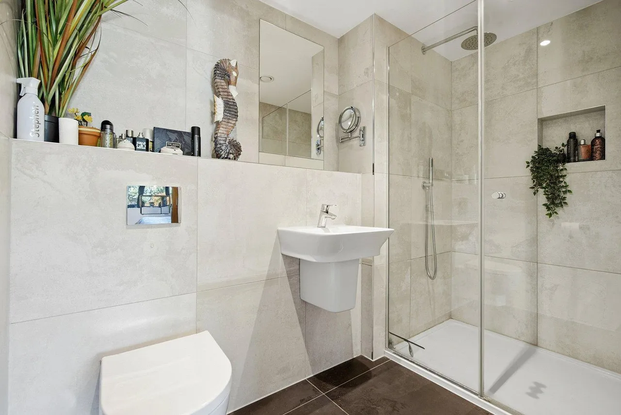 Thorney Lane South, Iver, SL0, photo 18