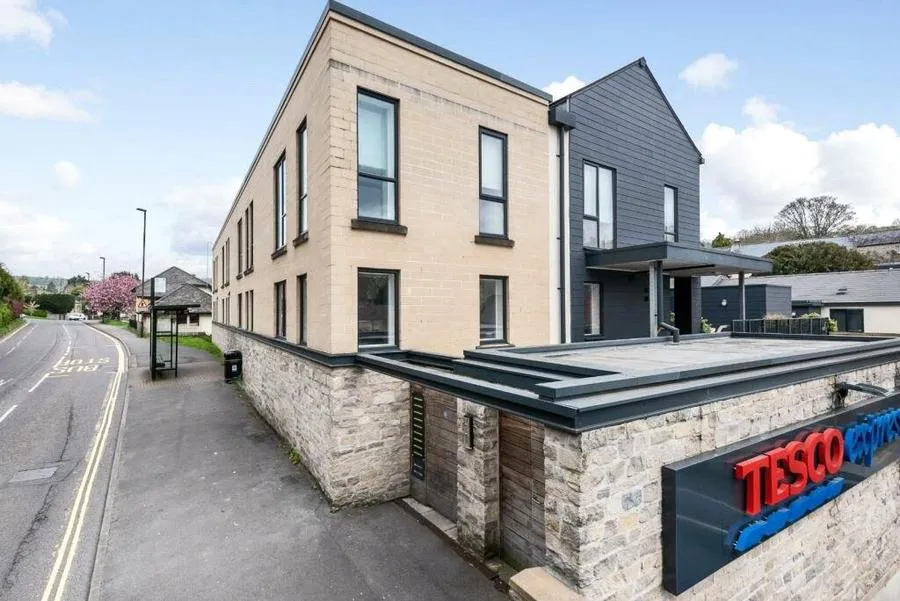 3 bed flat to rent, Crown Road, Weston, BA1
