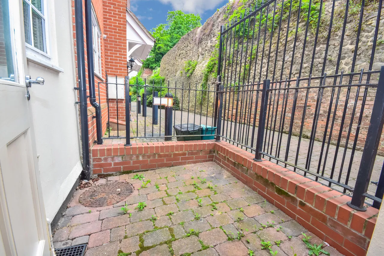East Hill, Colchester, CO1, photo 14