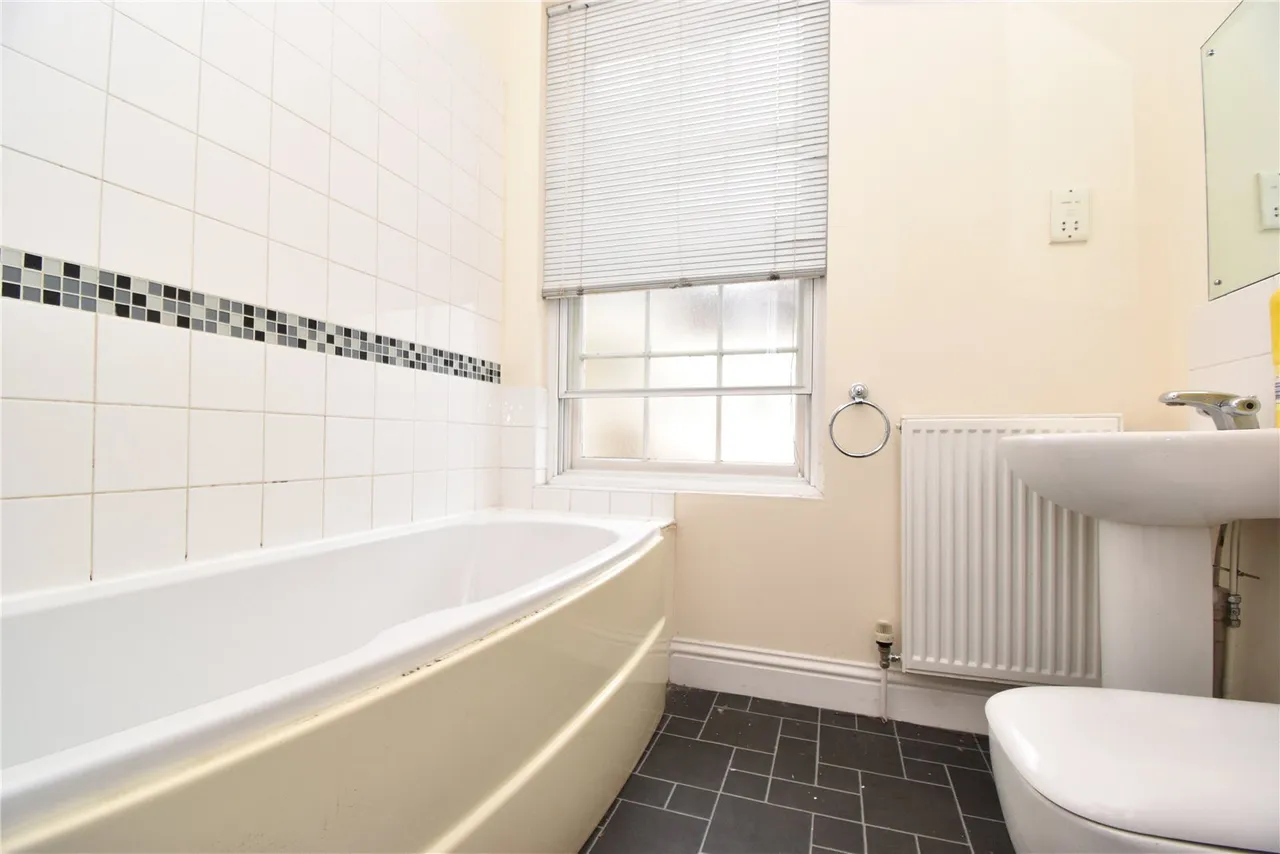 East Hill, Colchester, CO1, photo 12