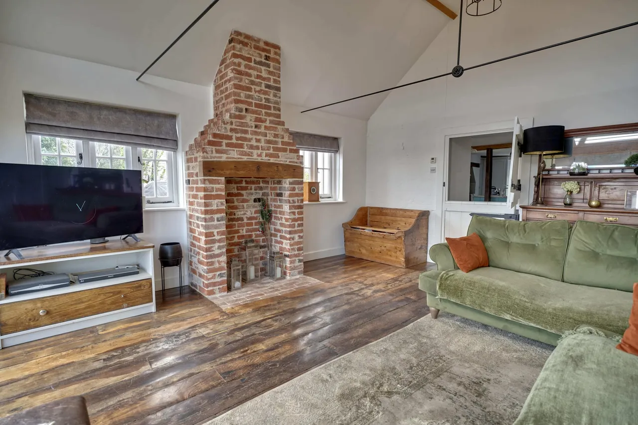 Church Lane, White Roding, CM6, photo 6