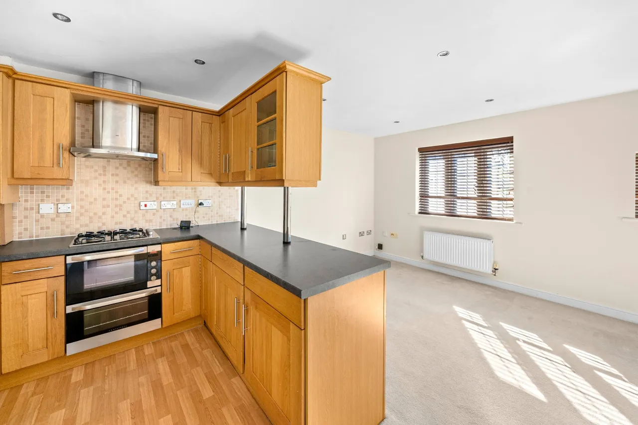 Clark Beck Close, Harrogate, HG3, photo 2
