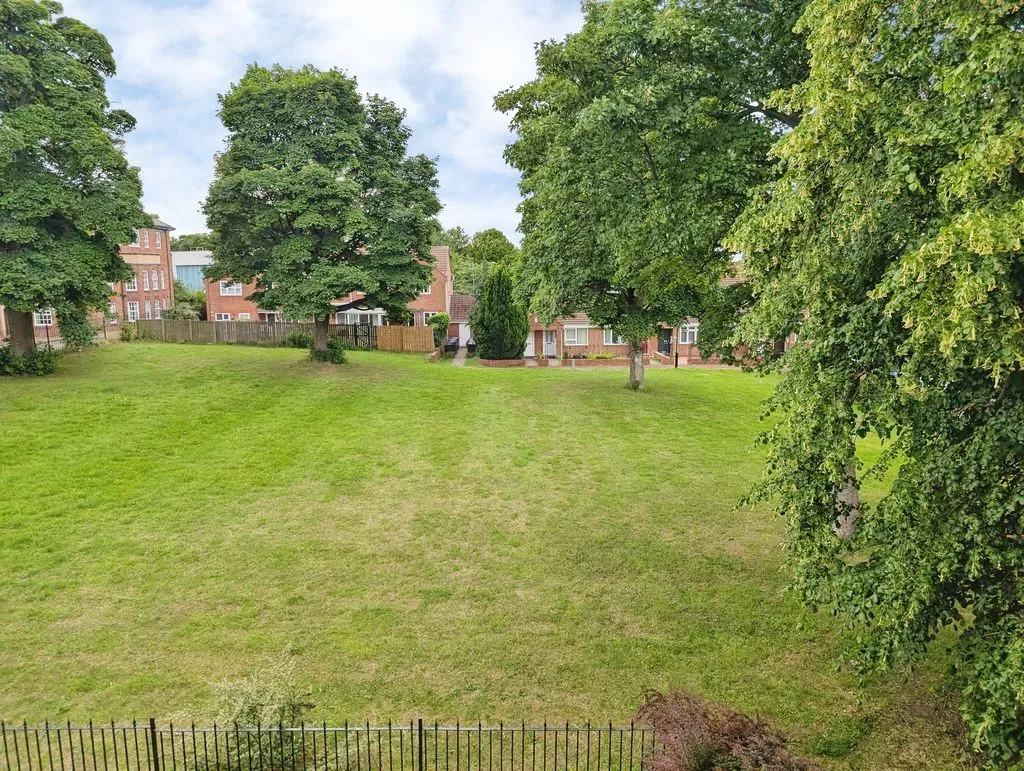 Newcastle Upon Tyne NE4 9YF, NE4, photo 10