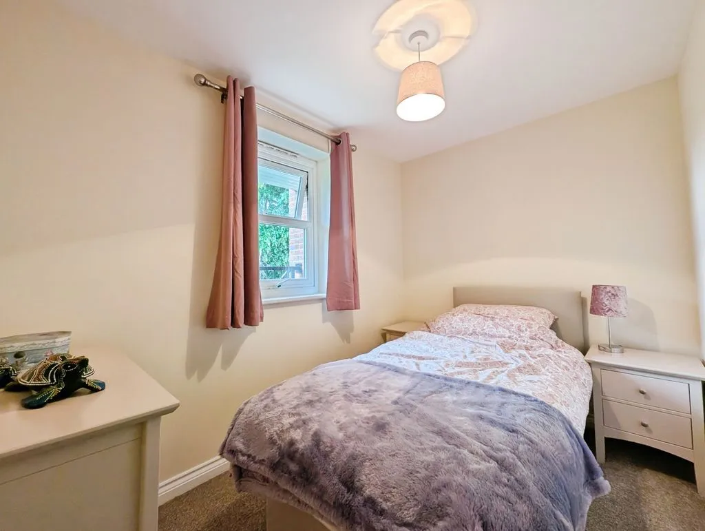 Newcastle Upon Tyne NE4 9YF, NE4, photo 9