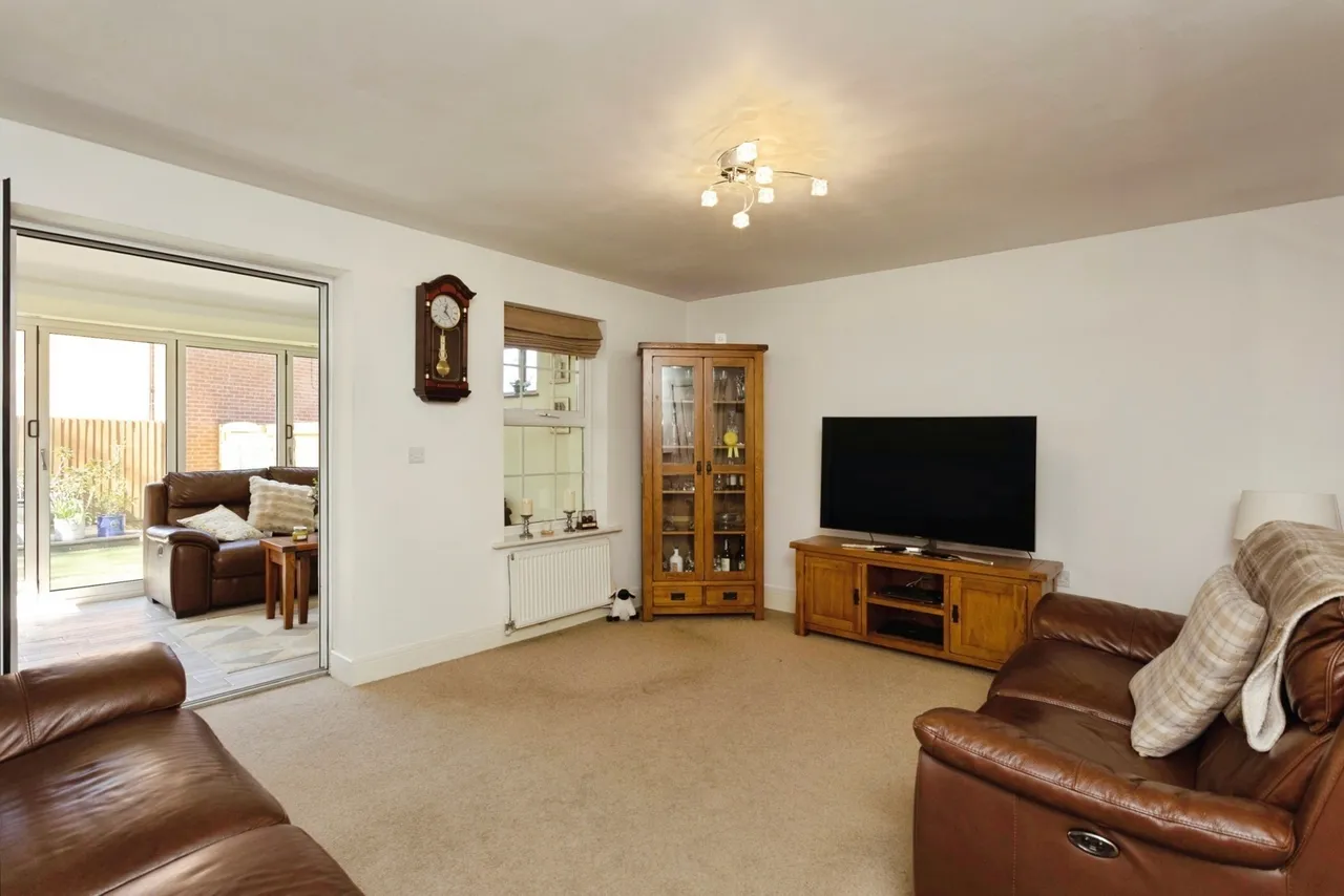 Medway Drive, Bingham, NG13, photo 7