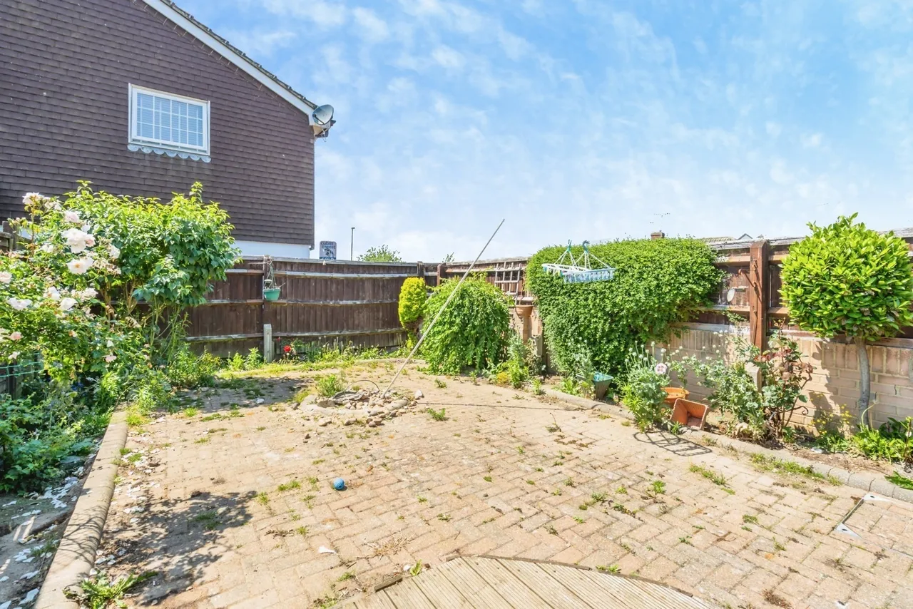Church Lane, South Bersted, PO22, photo 8