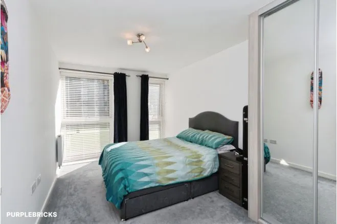 Moorfield Place, Farnborough, GU14, photo 17