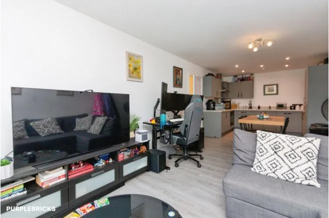 Moorfield Place, Farnborough, GU14, photo 26