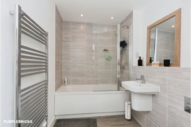 Moorfield Place, Farnborough, GU14, photo 20