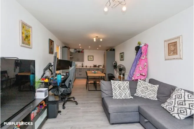 Moorfield Place, Farnborough, GU14, photo 24