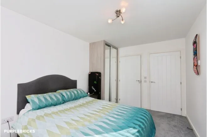 Moorfield Place, Farnborough, GU14, photo 13