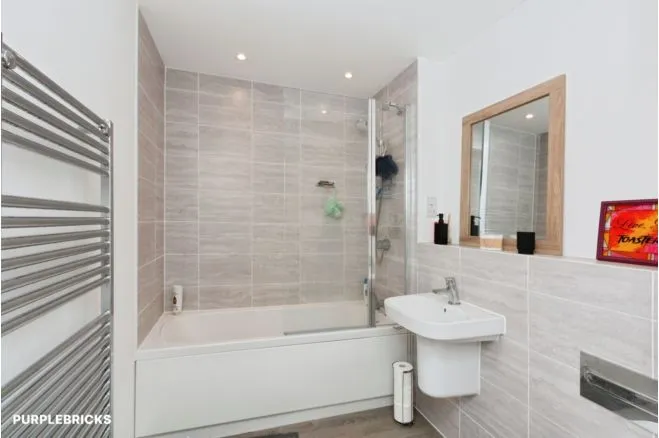 Moorfield Place, Farnborough, GU14, photo 19