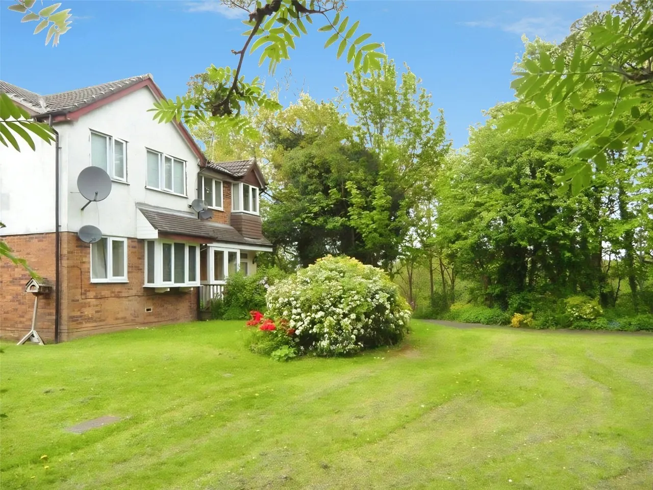 1 bed flat for sale — Heatherfield Court, Wilmslow, Cheshire, SK9