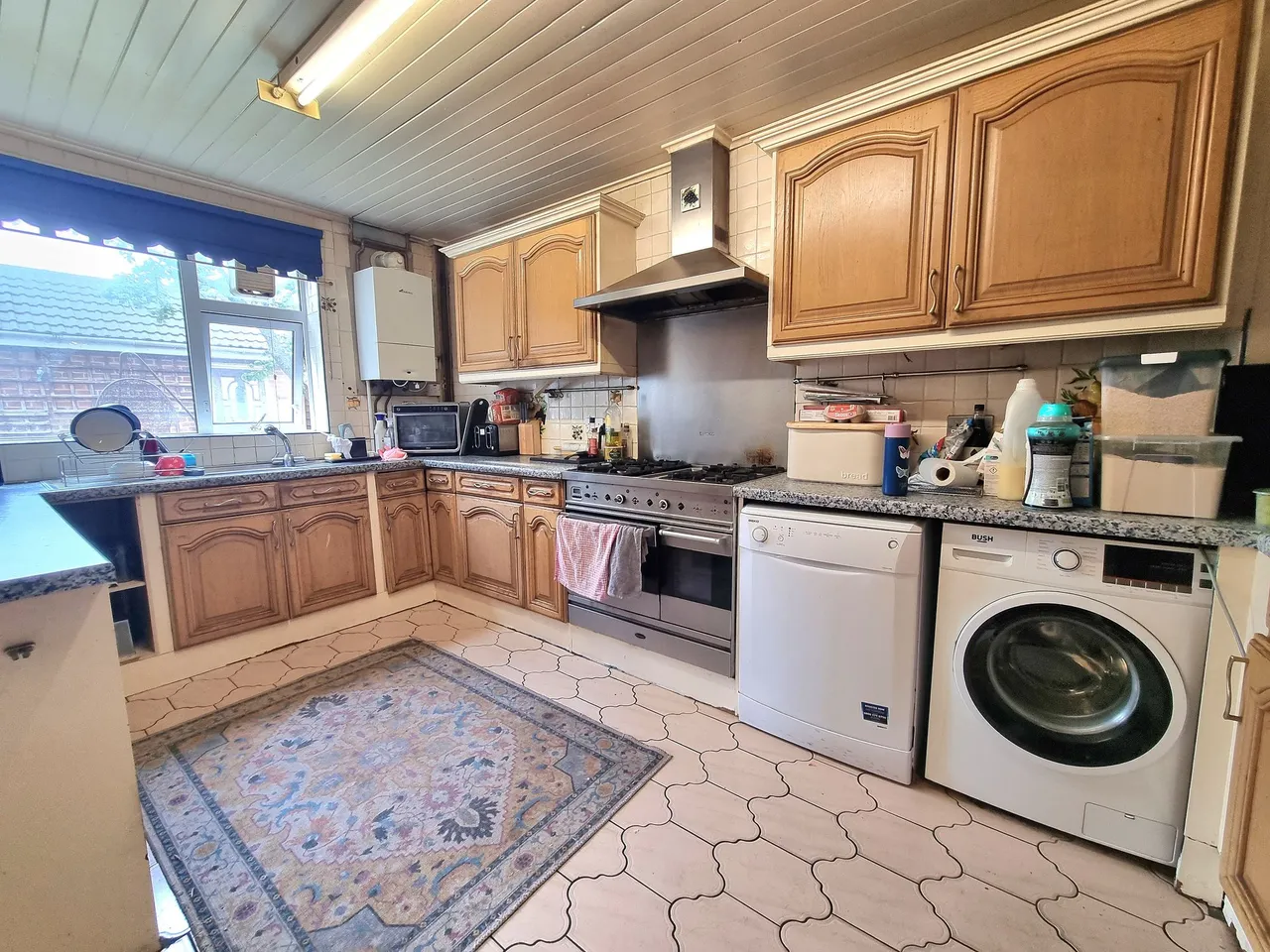 Croxton Close, Sale, photo 5