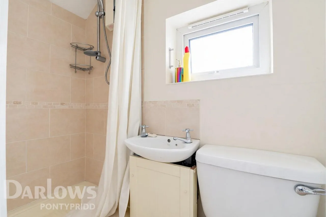 Merthyr Road, Pontypridd, photo 5