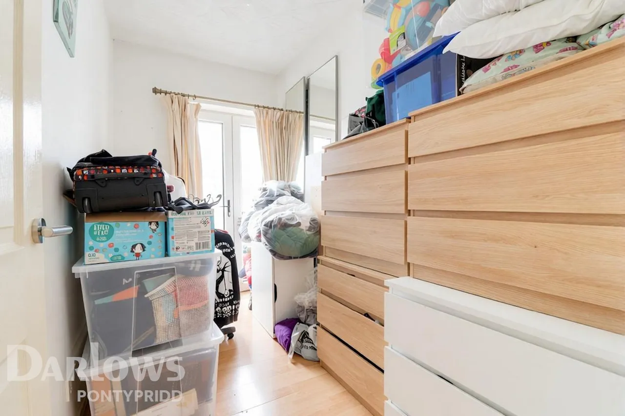 Merthyr Road, Pontypridd, photo 14