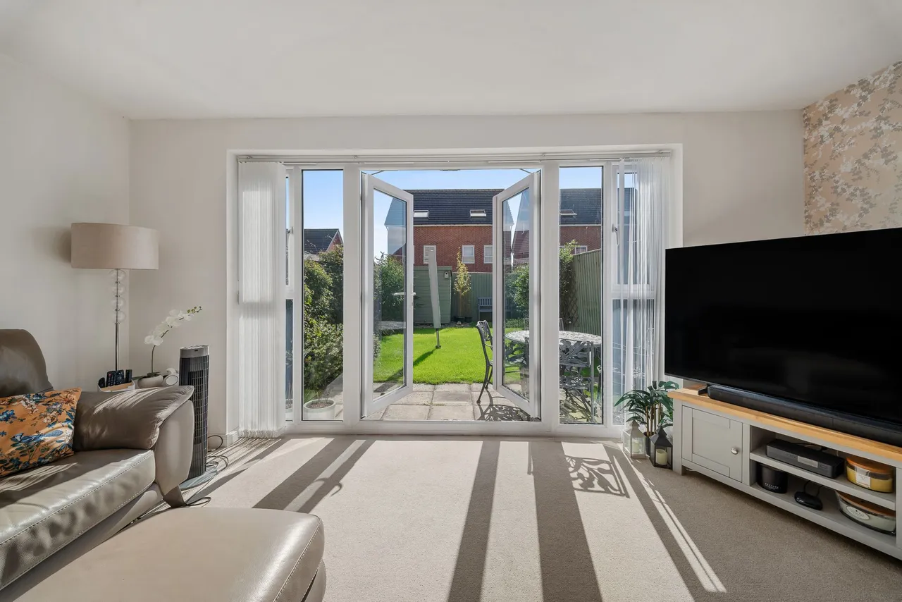 Liverpool Road, Widnes, Widnes, WA8 7AN, photo 5